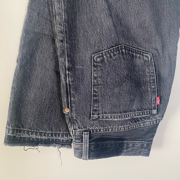 Black Levi’s jeans - Picture 4 of 4